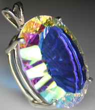 Load image into Gallery viewer, Alaskan Arctic - Sterling Silver - 3 Carats Pendant